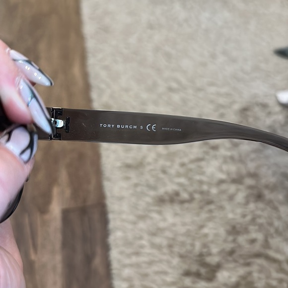 Gray Tory Burch Sunglasses - Picture 5 of 10